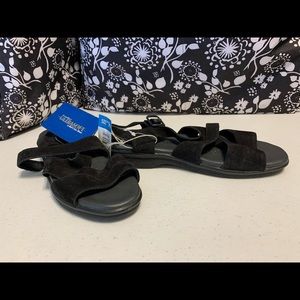 Women leather sandles ultrasoft